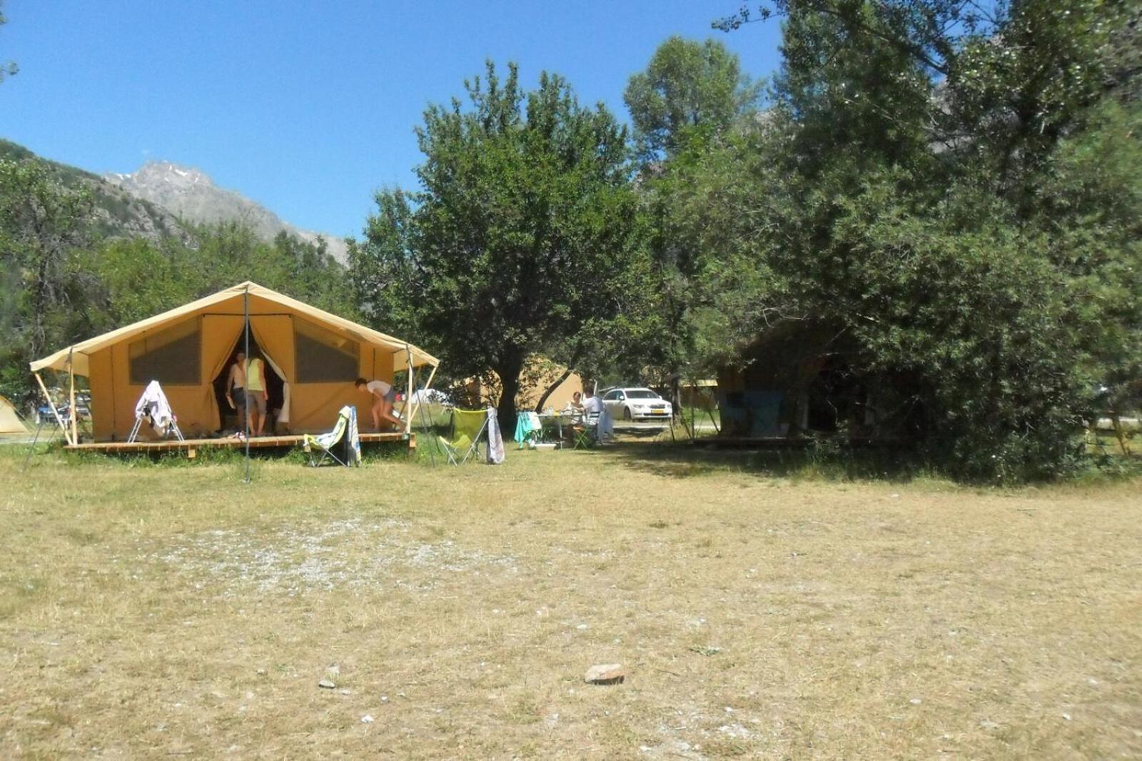 Huttopia Vallouise Δωμάτιο φωτογραφία